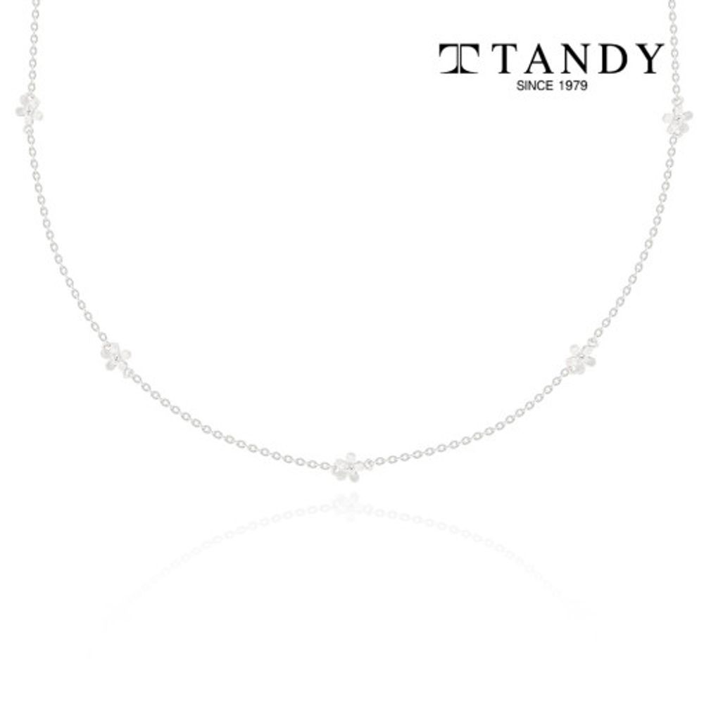 [TANDY] Silver 925 Flower Pendant Necklace TDN605 - 92.5% Pure Non-Plated Silver, Charming Petal-Shaped Design for a Delicate and Elegant Touch - Made in Korea